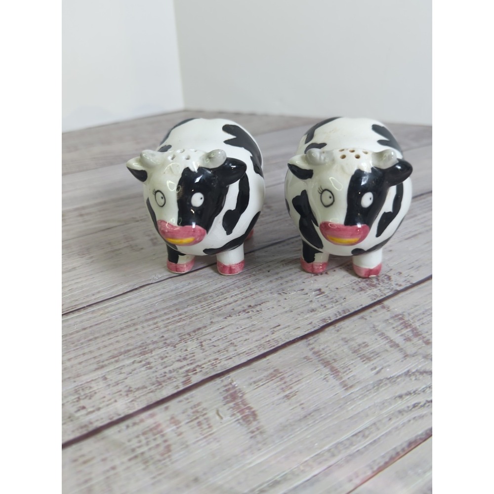 Ceramic Cow Salt And Pepper Shakers Farm